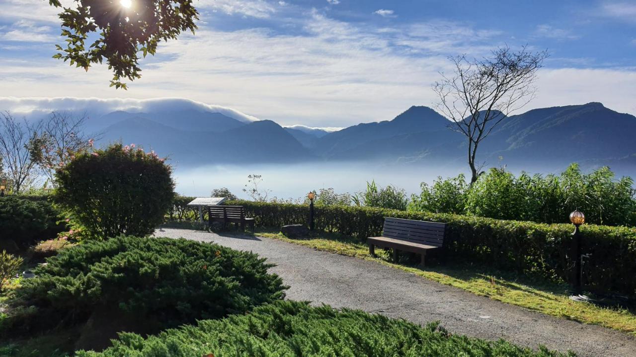 ヨセミテ パーク B&B 仁愛郷 エクステリア 写真