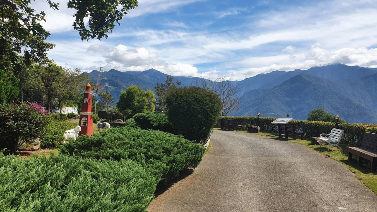 ヨセミテ パーク B&B 仁愛郷 エクステリア 写真